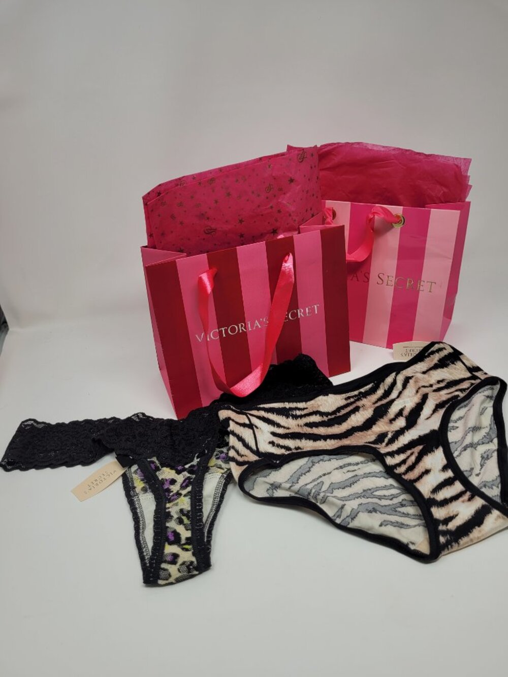 Victoria's Secret Sexy Black Lace Trim Thong and Panty Animal Print